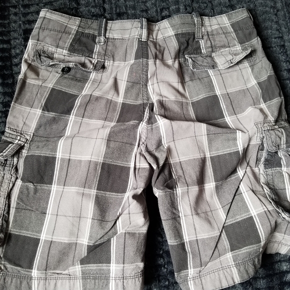 Arizona Shorts - Picture 3 of 5